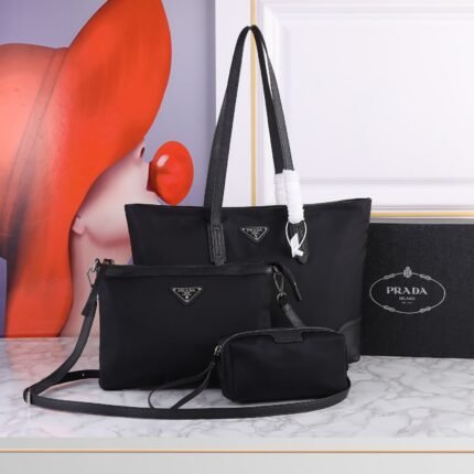 Prada 21Tote Three-piece set handbag size: 38 33cm
