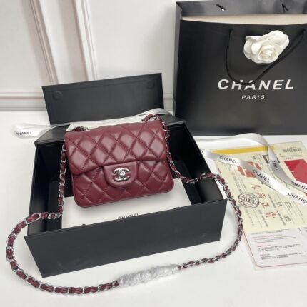 Chanel cf Square Fat 1115 sheepskin leather red size: 18*14*7cm